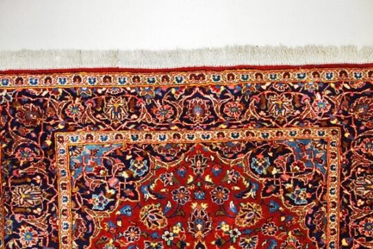 Zblizenie frędzli dywanu orientalnego